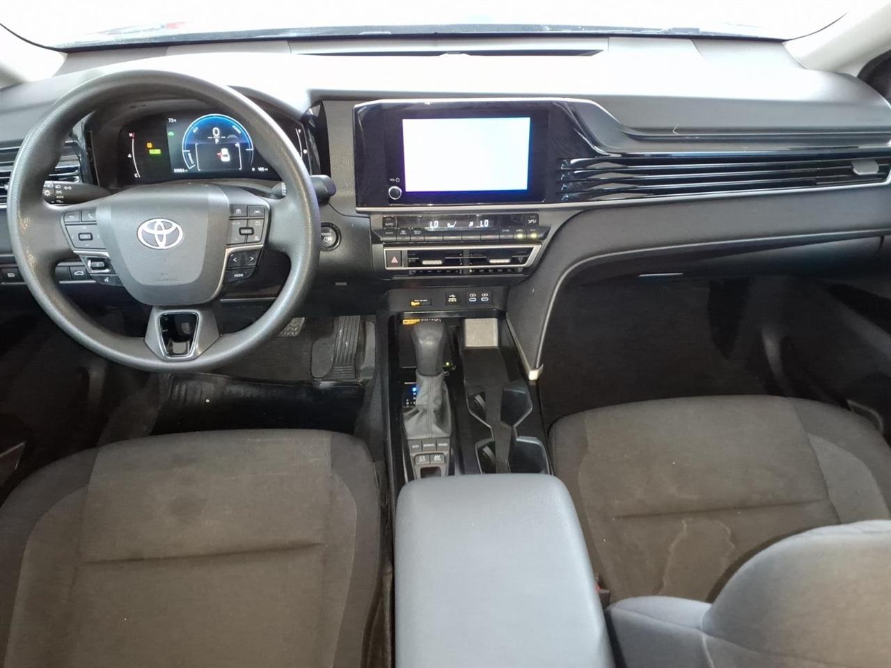 Toyota Camry  2025