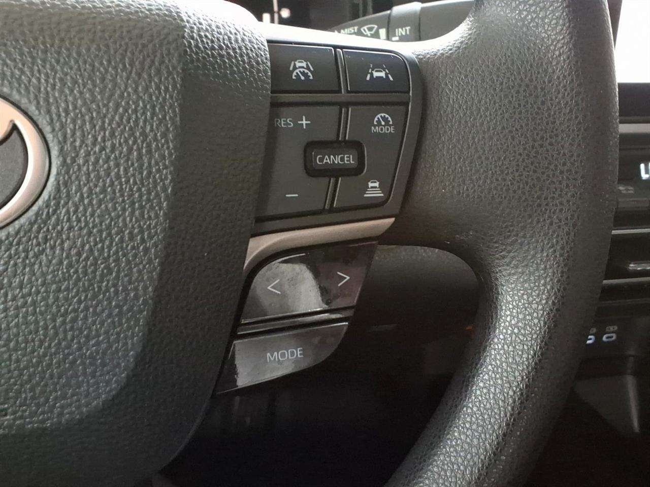 Toyota Camry  2025