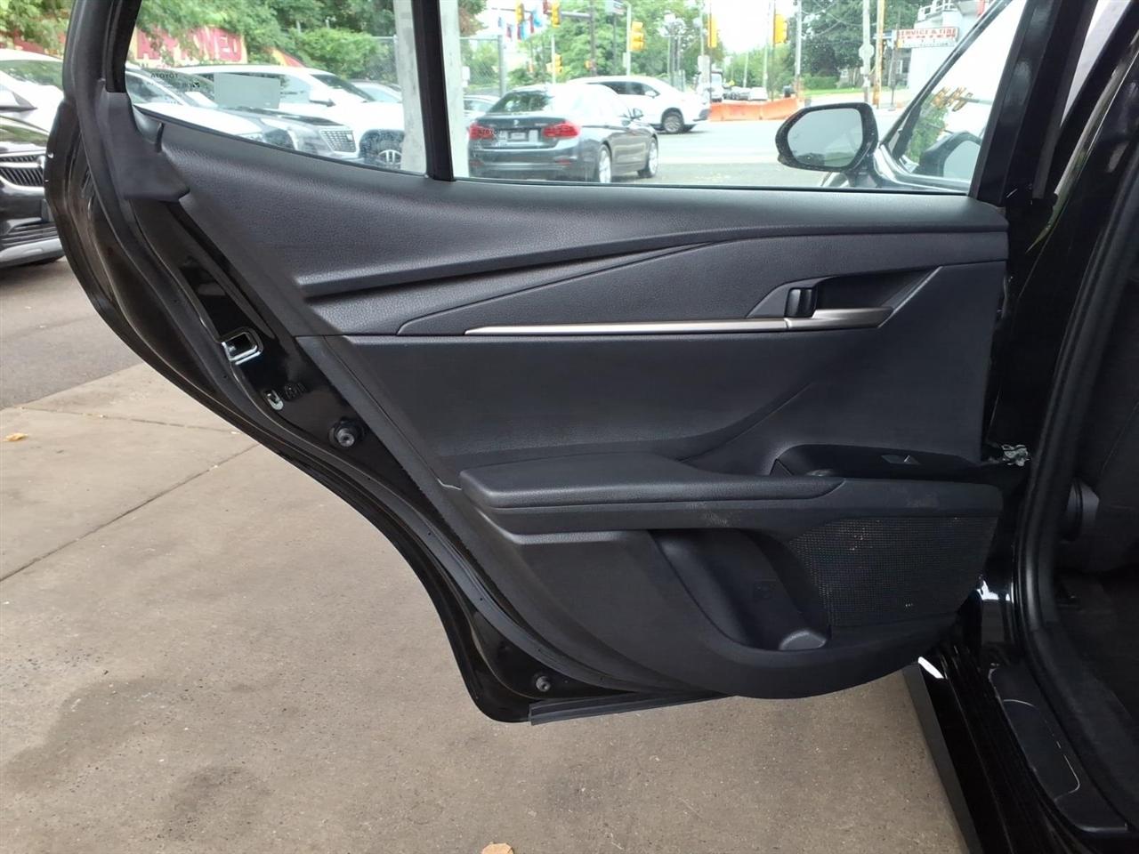 Toyota Camry  2025