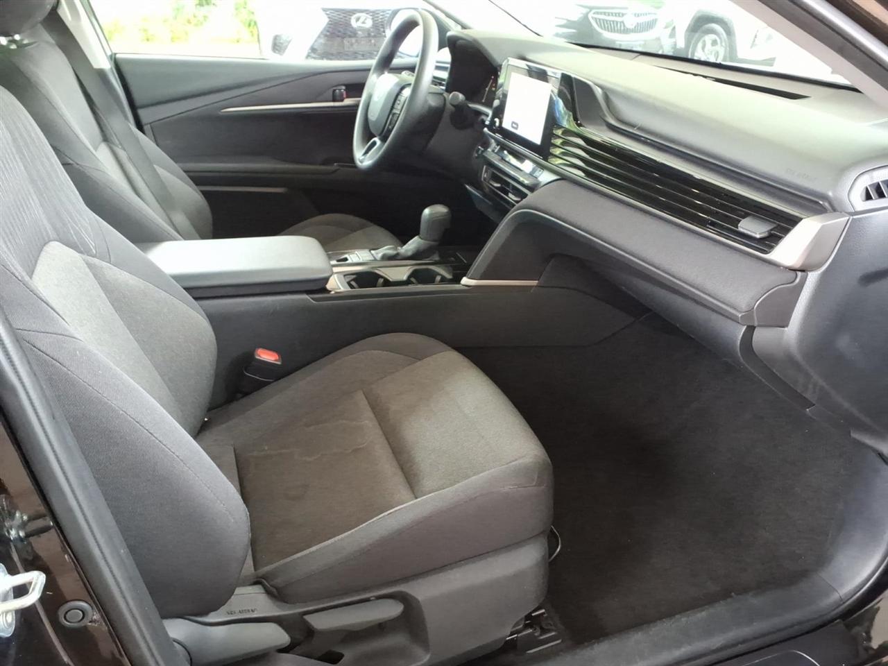 Toyota Camry  2025