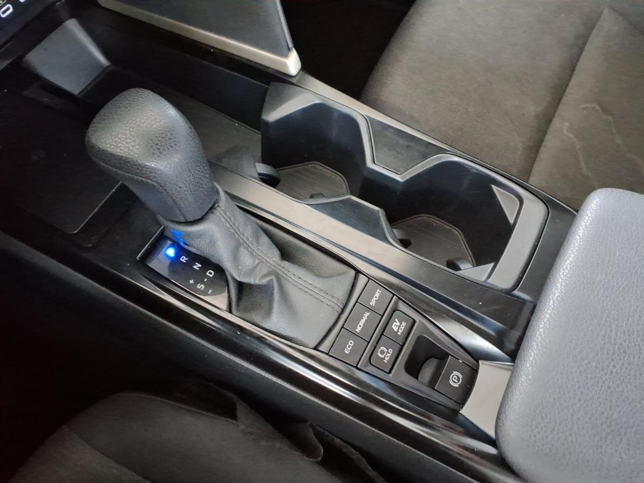 Toyota Camry  2025