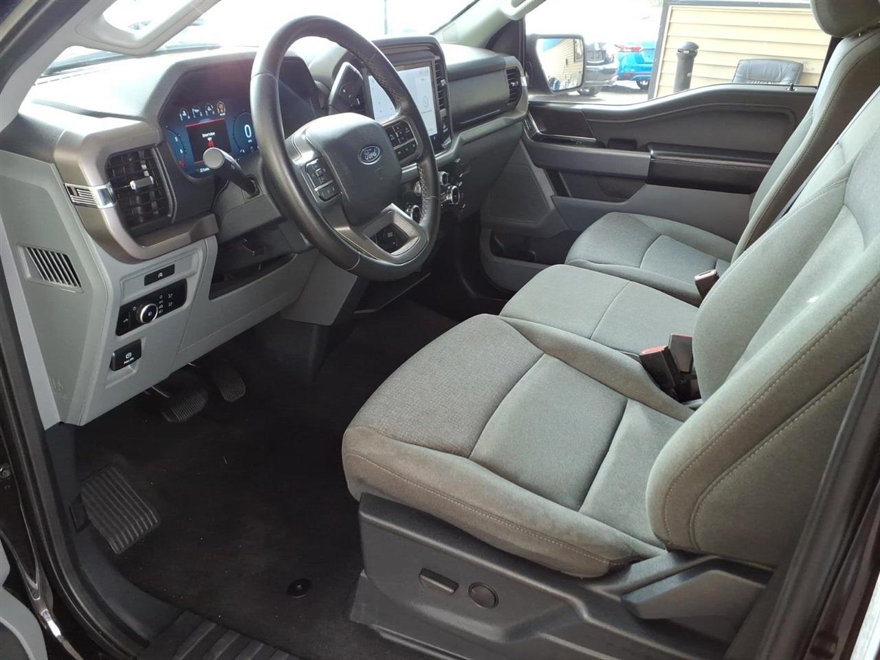 Ford F-150  2025