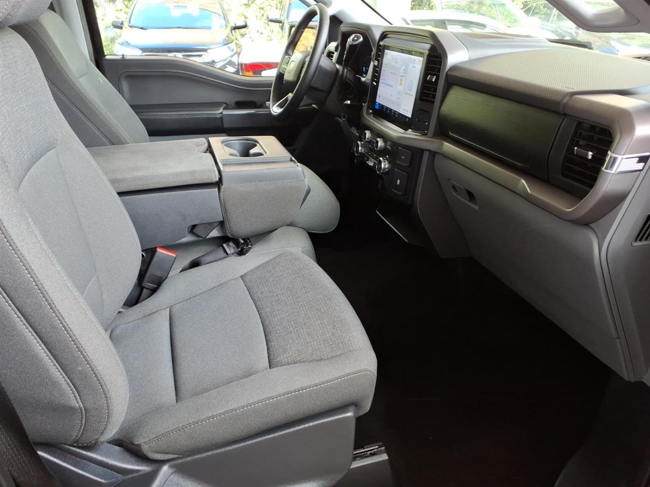 Ford F-150  2025