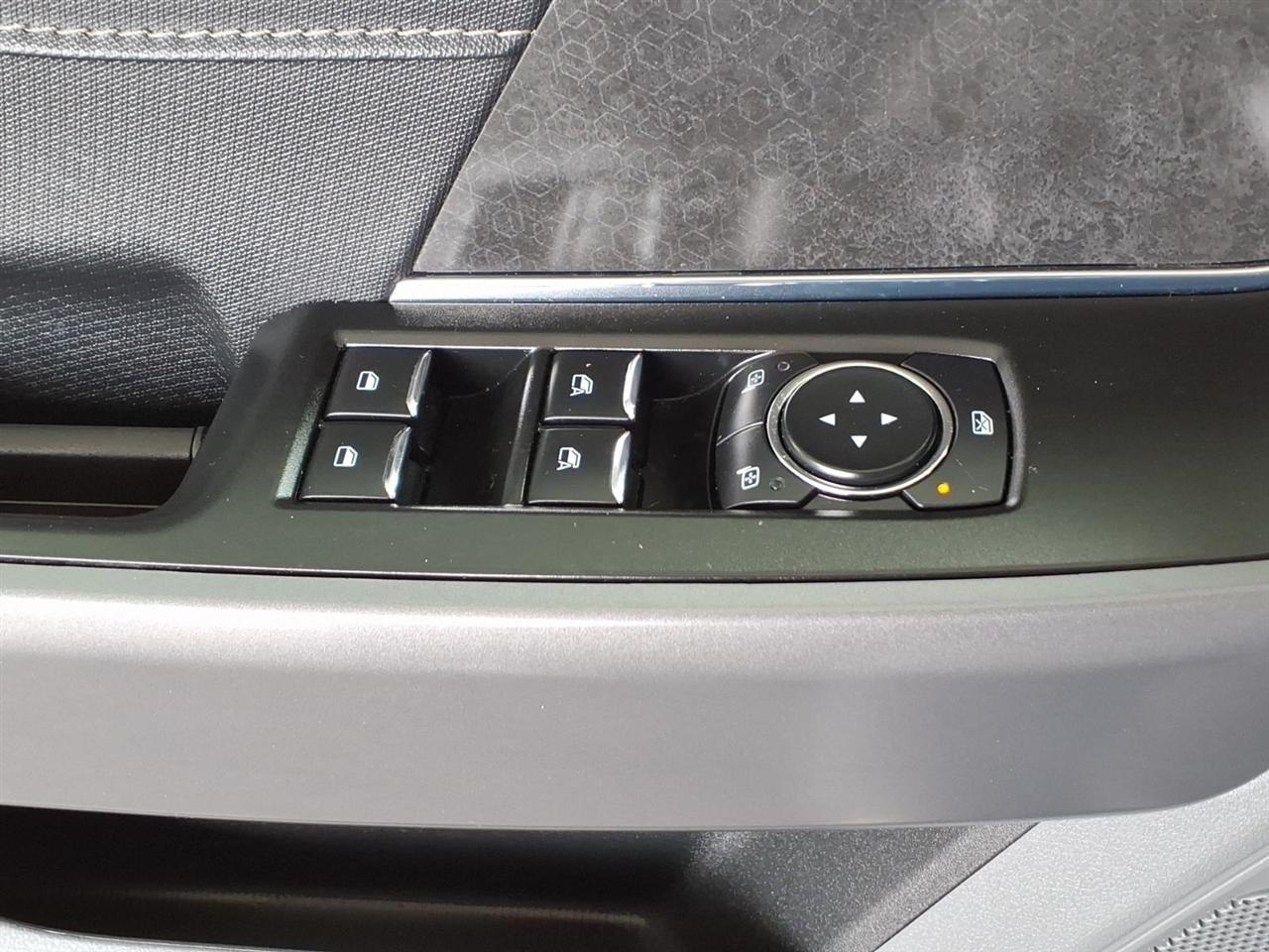 Ford F-150  2025