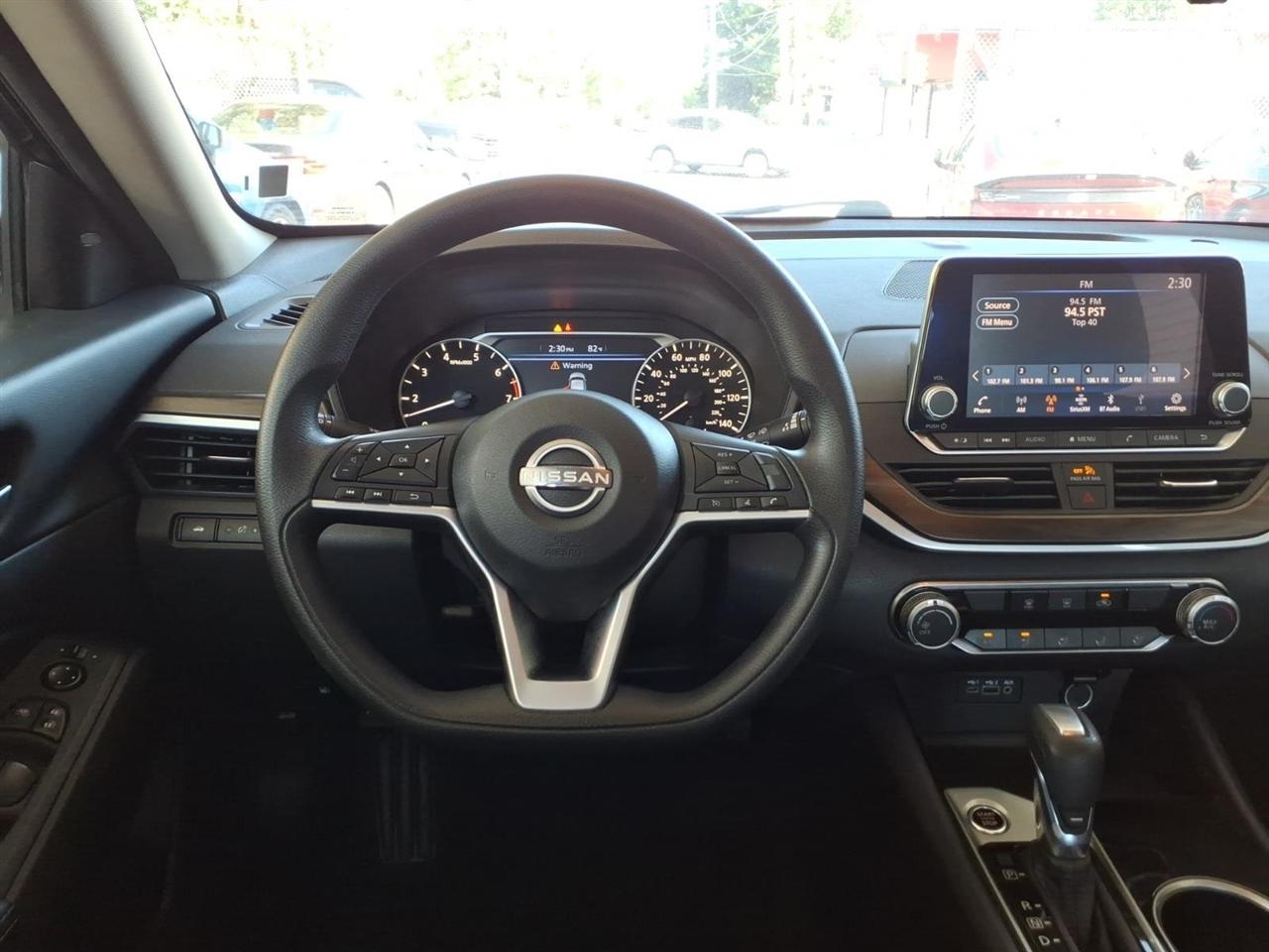 Nissan Altima  2024