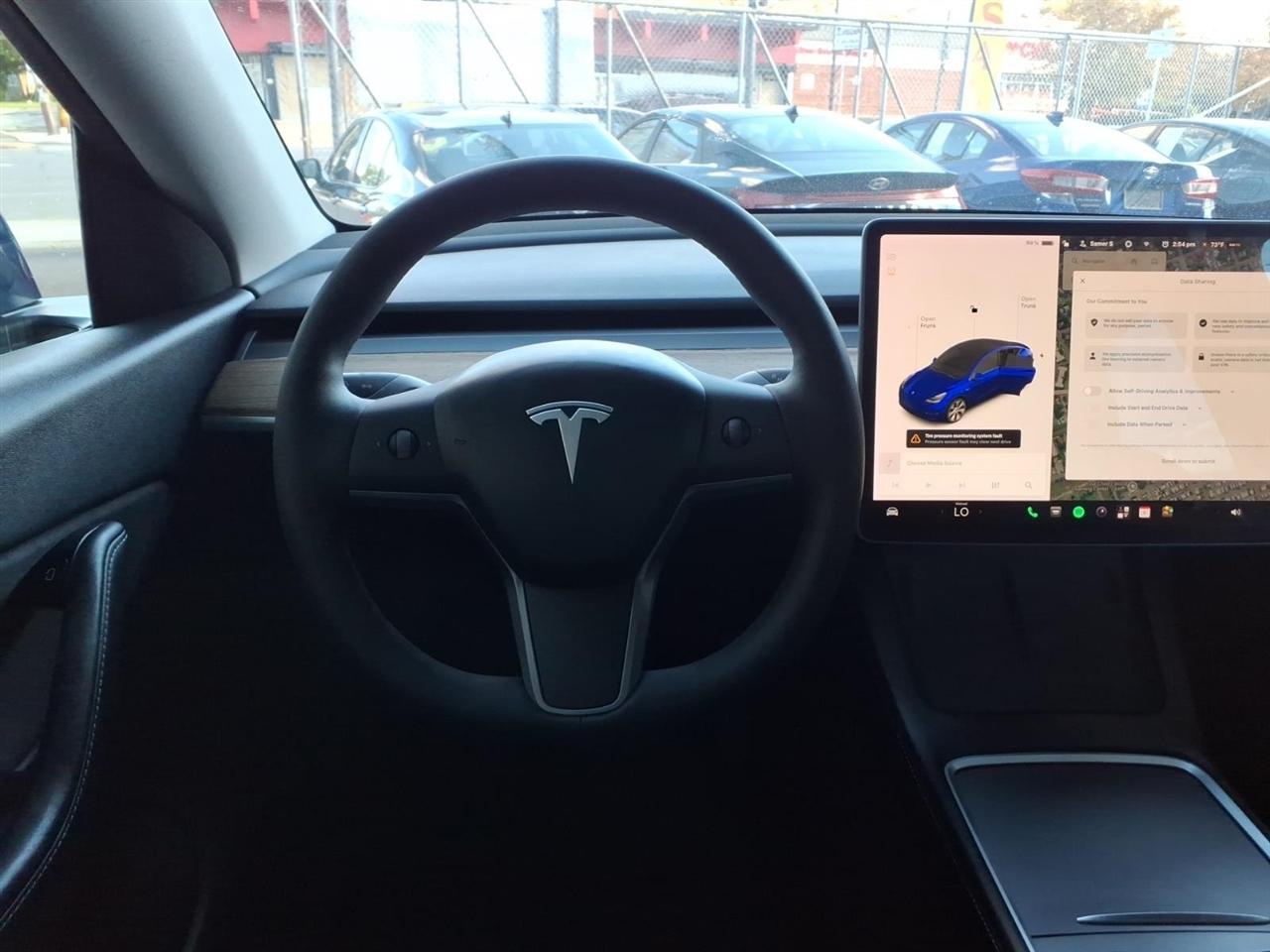 Tesla Model Y  2021