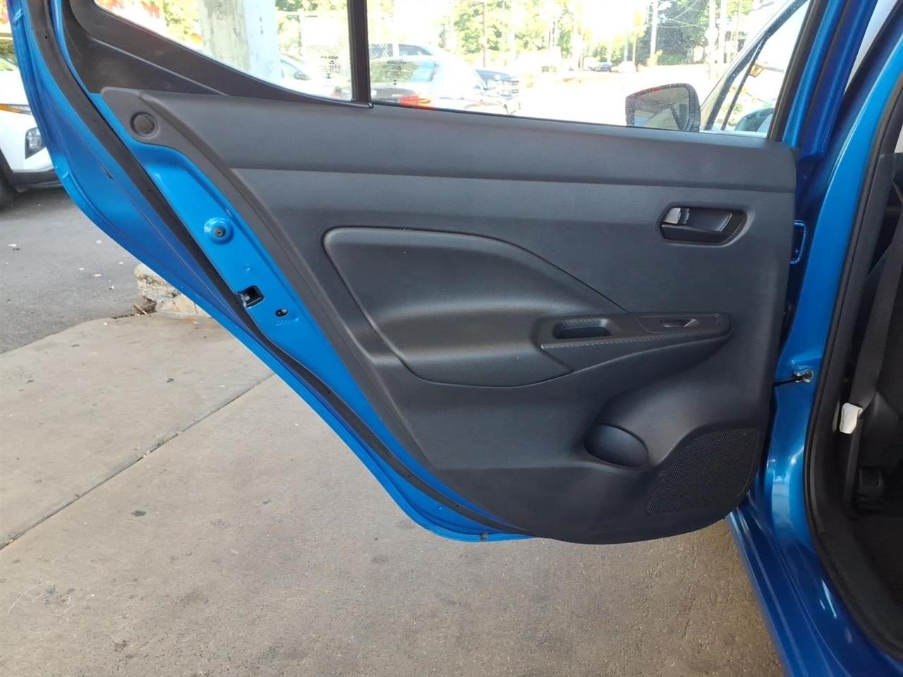 Nissan Versa  2024