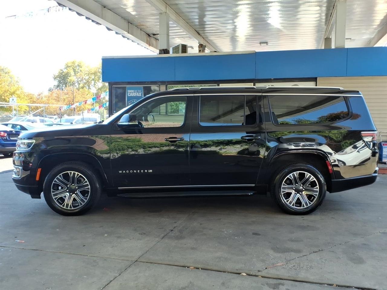 Jeep Wagoneer L  2024