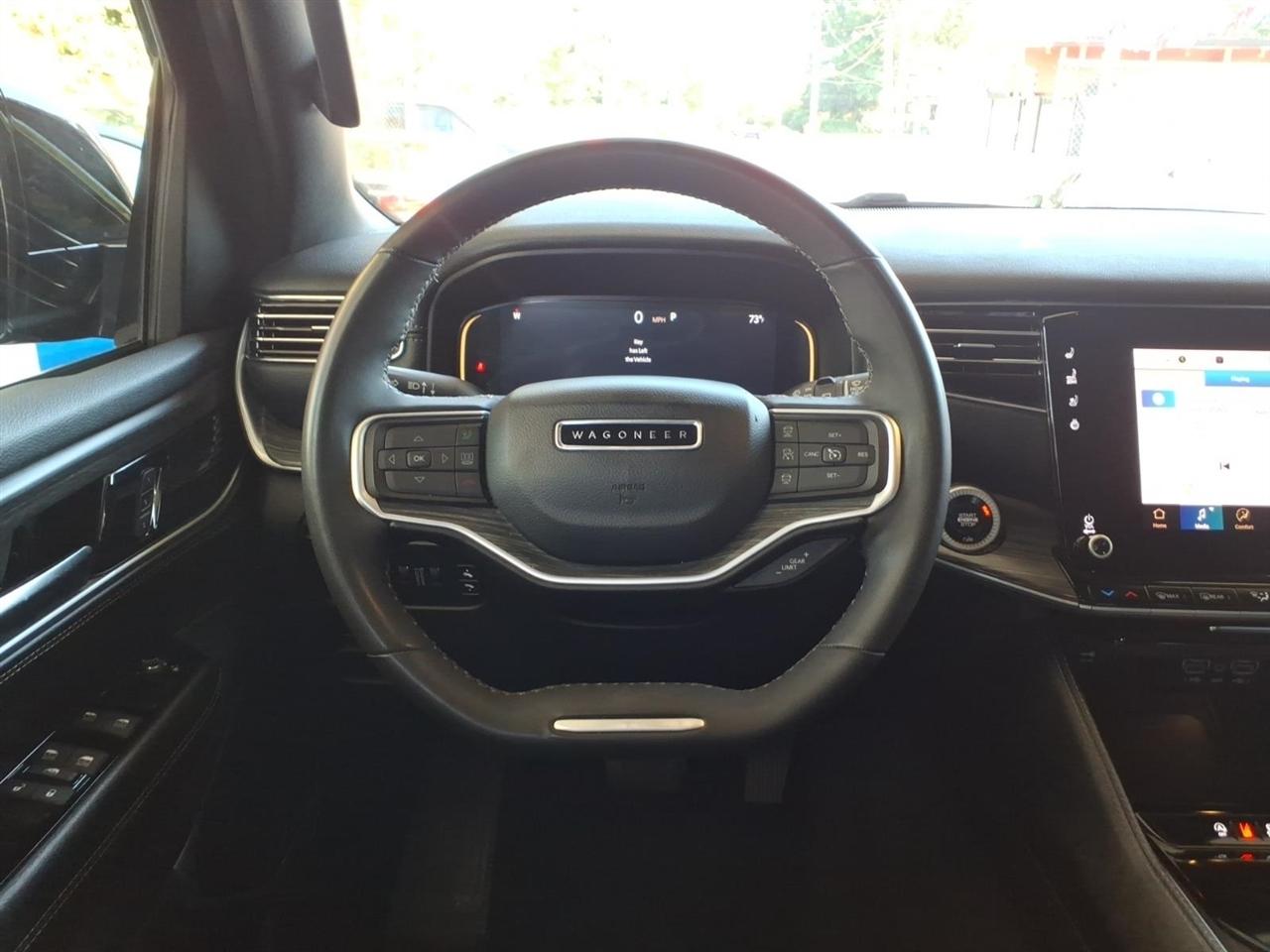 Jeep Wagoneer L  2024