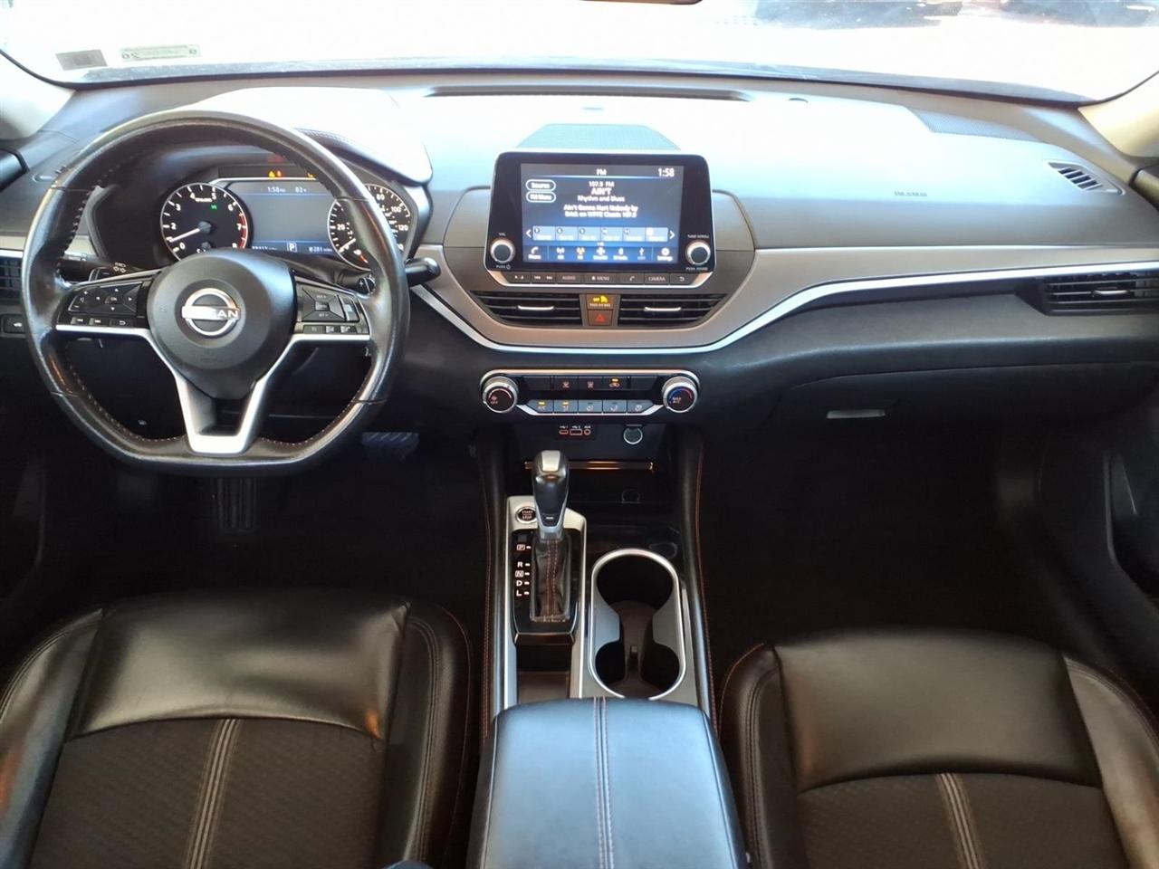 Nissan Altima  2024