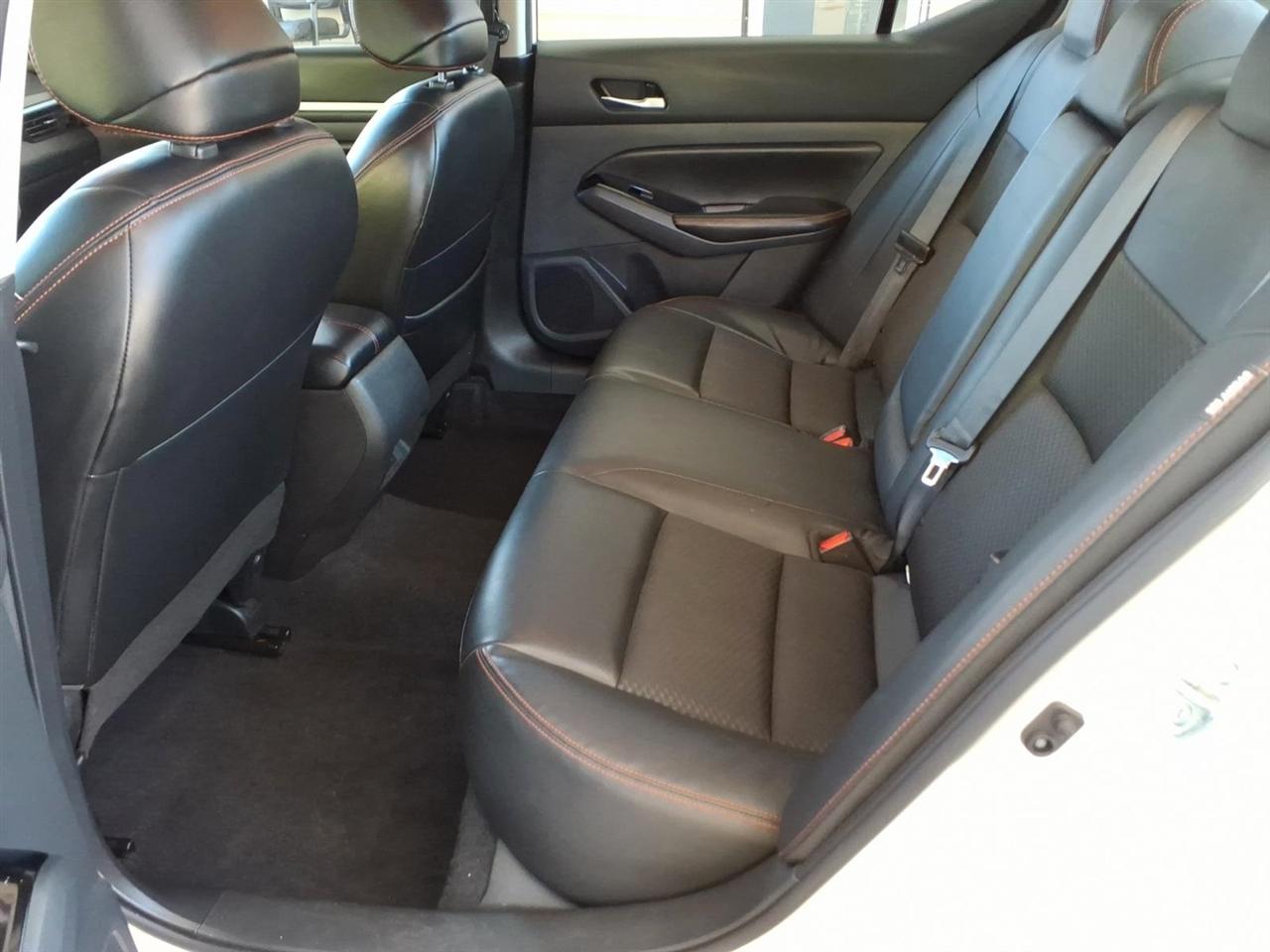 Nissan Altima  2024