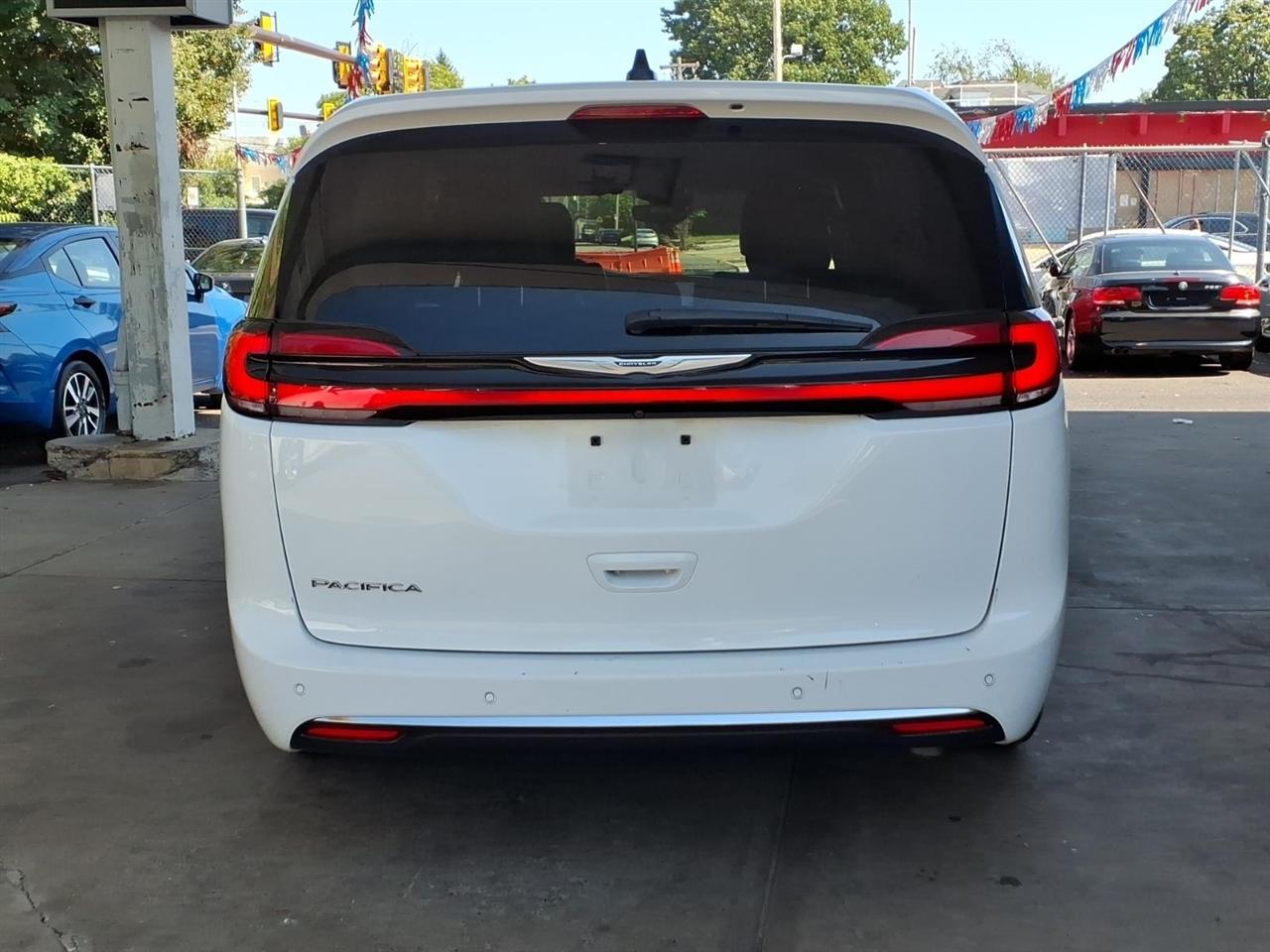 Chrysler Pacifica  2023