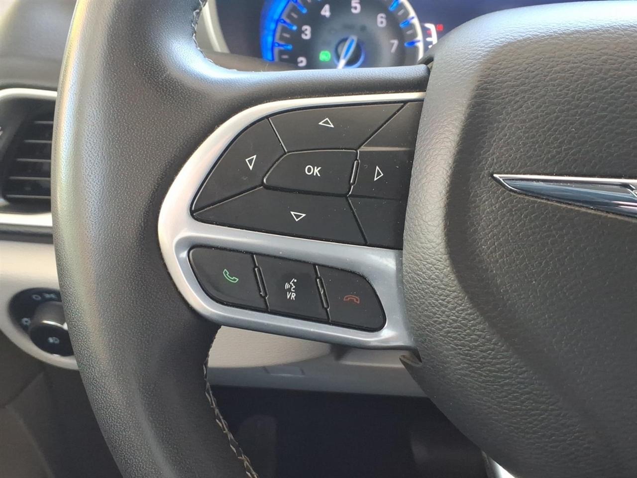 Chrysler Pacifica  2023
