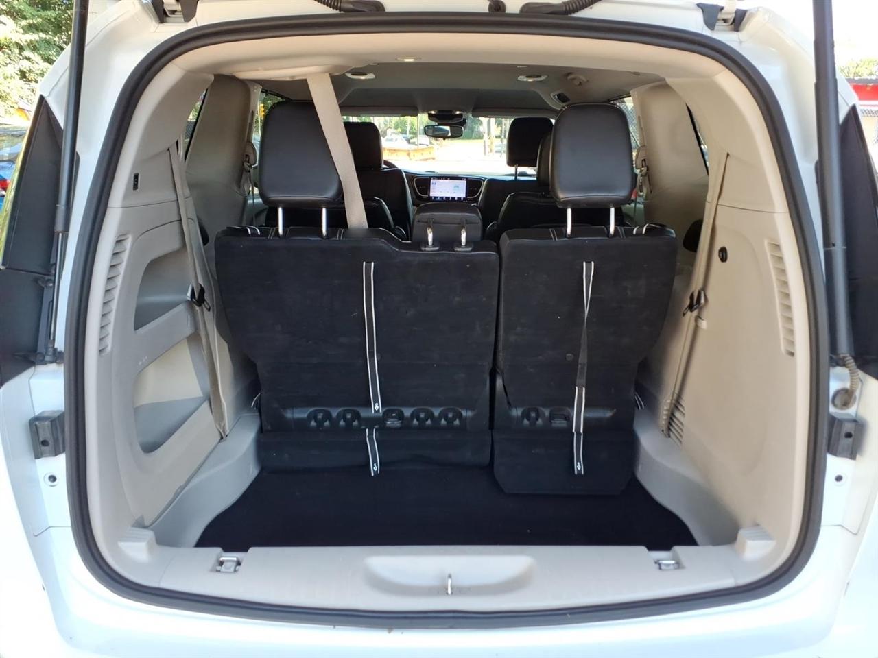Chrysler Pacifica  2023