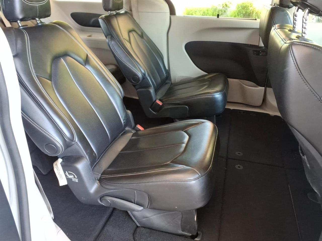Chrysler Pacifica  2023