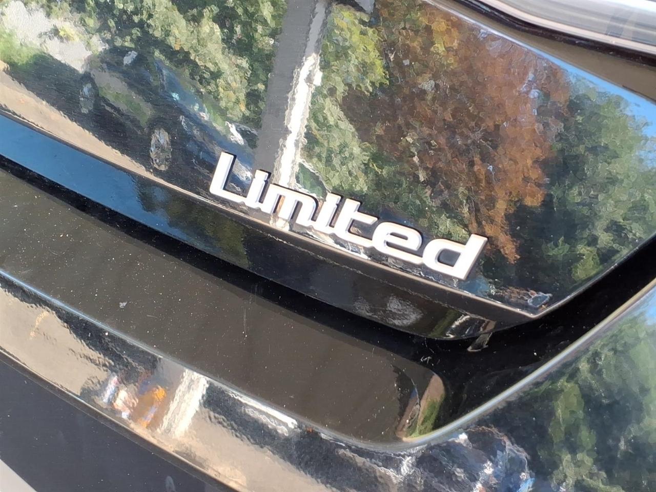 Hyundai Elantra  2024