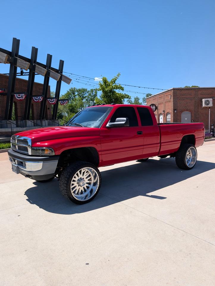 Dodge Ram 2500 Quad Cab 6.5-ft. Bed 4WD 1998