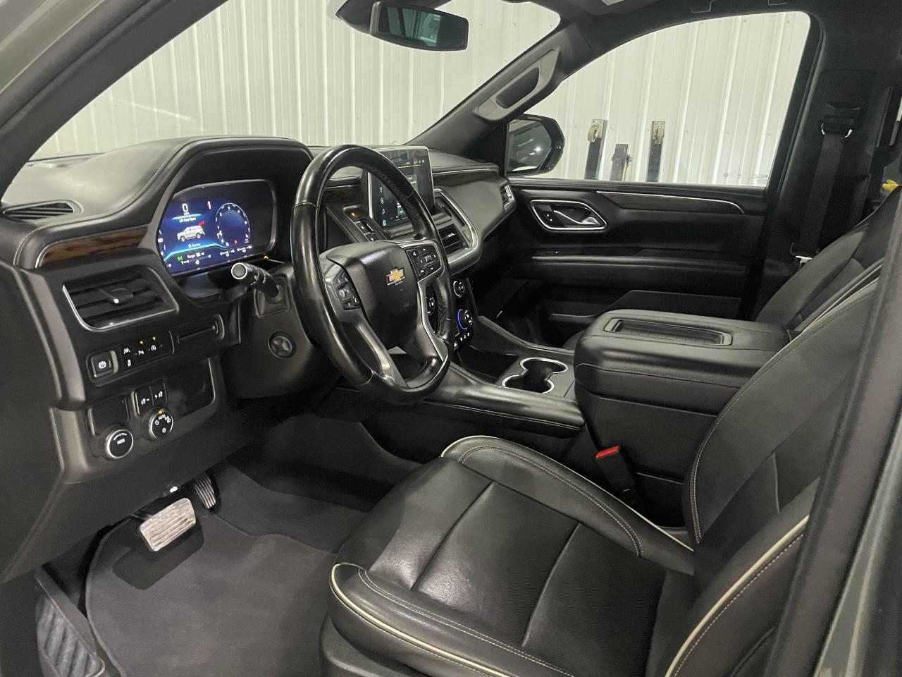 Chevrolet Suburban  2023