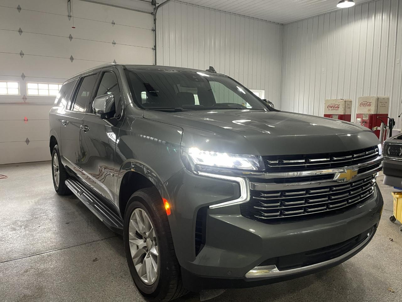 Chevrolet Suburban  2023