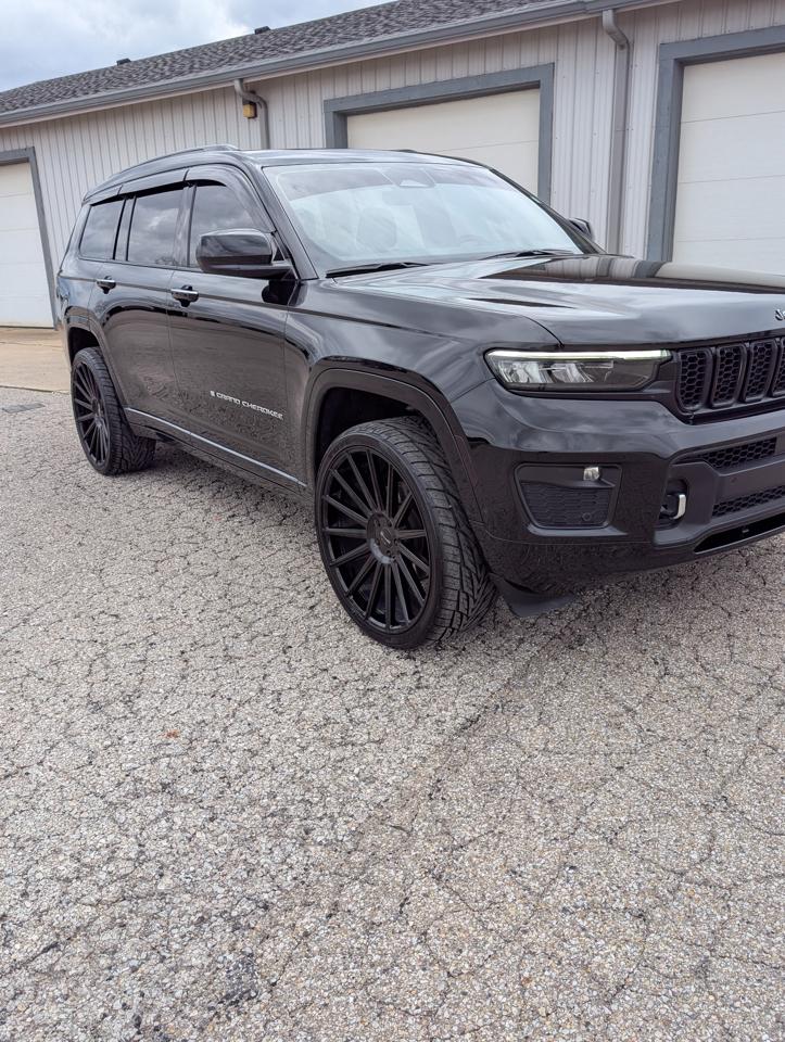 Jeep Grand Cherokee L Overland 4WD 2022