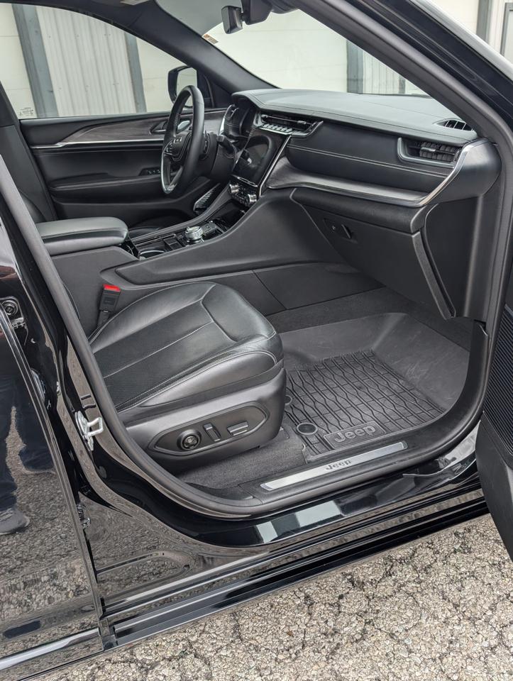 Jeep Grand Cherokee L Overland 4WD 2022