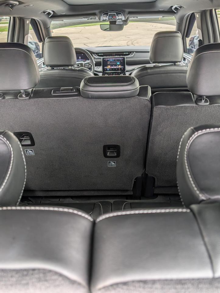 Jeep Grand Cherokee L Overland 4WD 2022