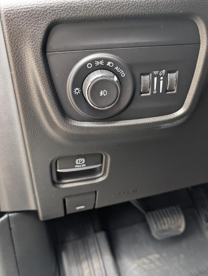 Jeep Grand Cherokee L Overland 4WD 2022