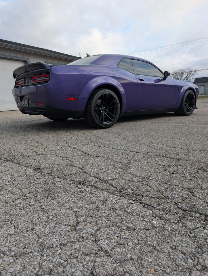 Dodge Challenger SRT Hellcat 2023