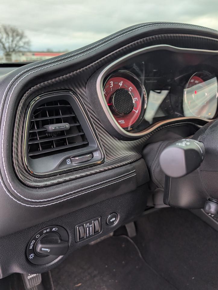 Dodge Challenger SRT Hellcat 2023