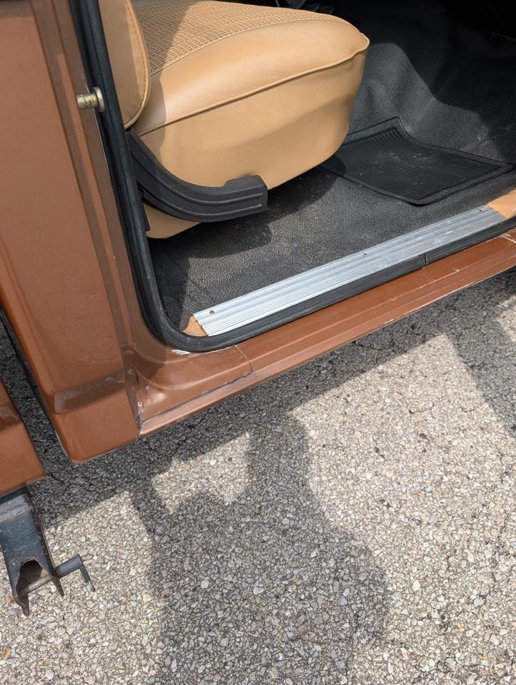 Ford F-250 Regular Cab 4WD 1985