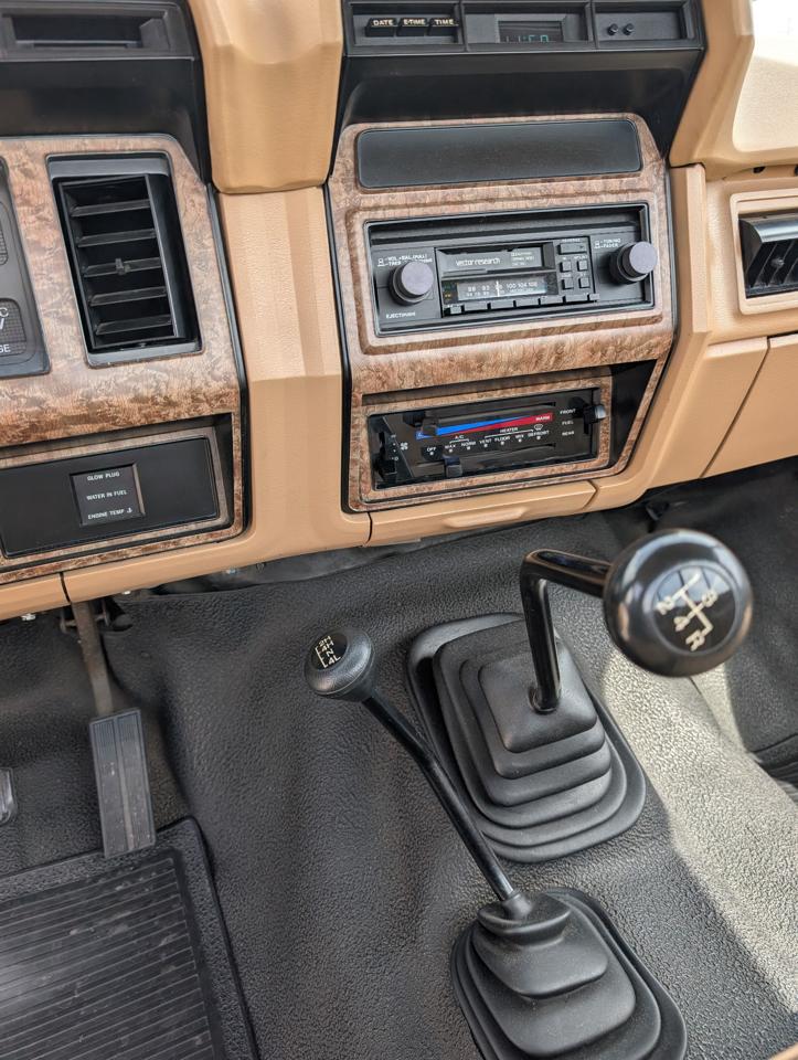 Ford F-250 Regular Cab 4WD 1985