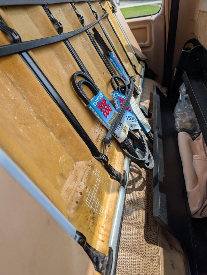 Ford F-250 Regular Cab 4WD 1985