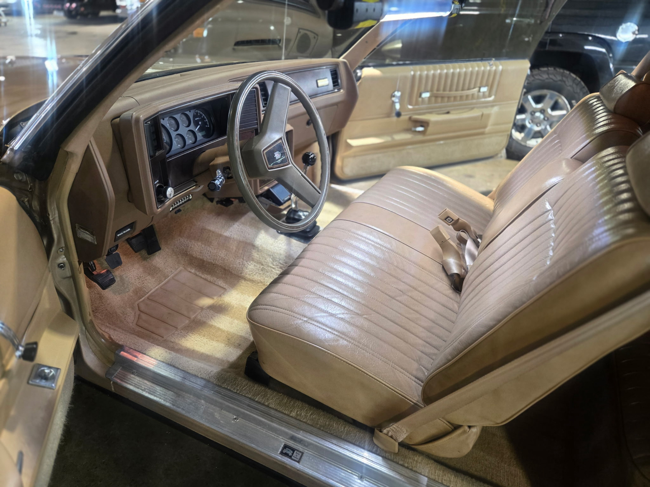Chevrolet Monte Carlo Base 1985