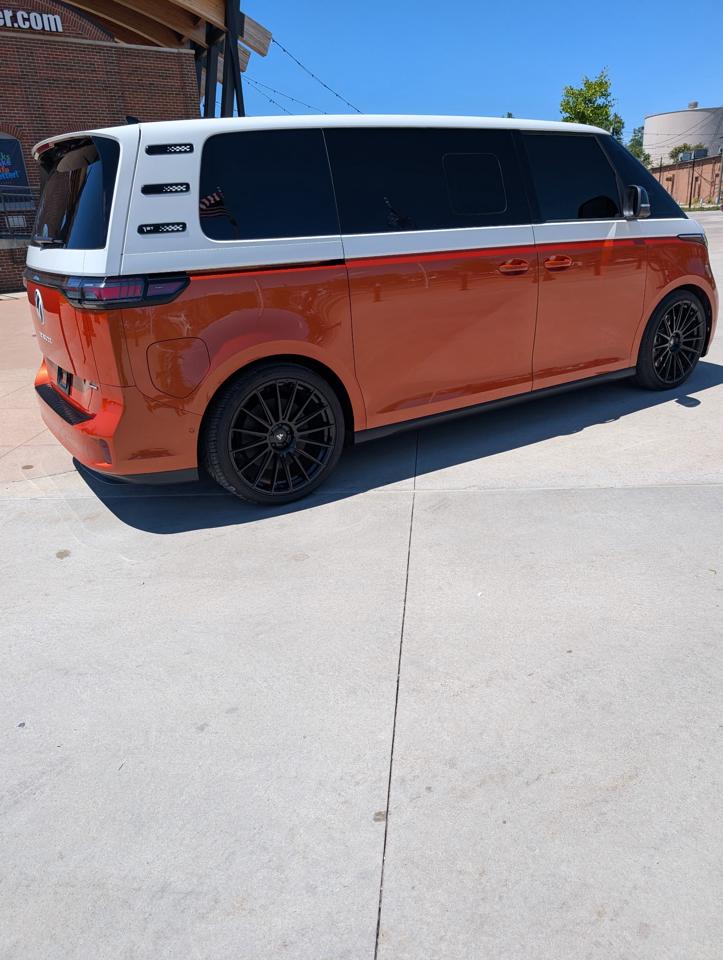 Volkswagen ID Buzz  2025