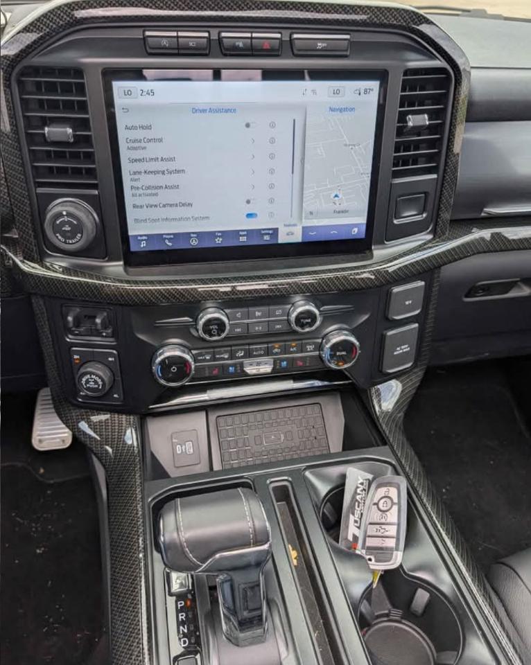 Ford F-150 Lariat SuperCrew 5.5-ft. Bed 4WD 2023