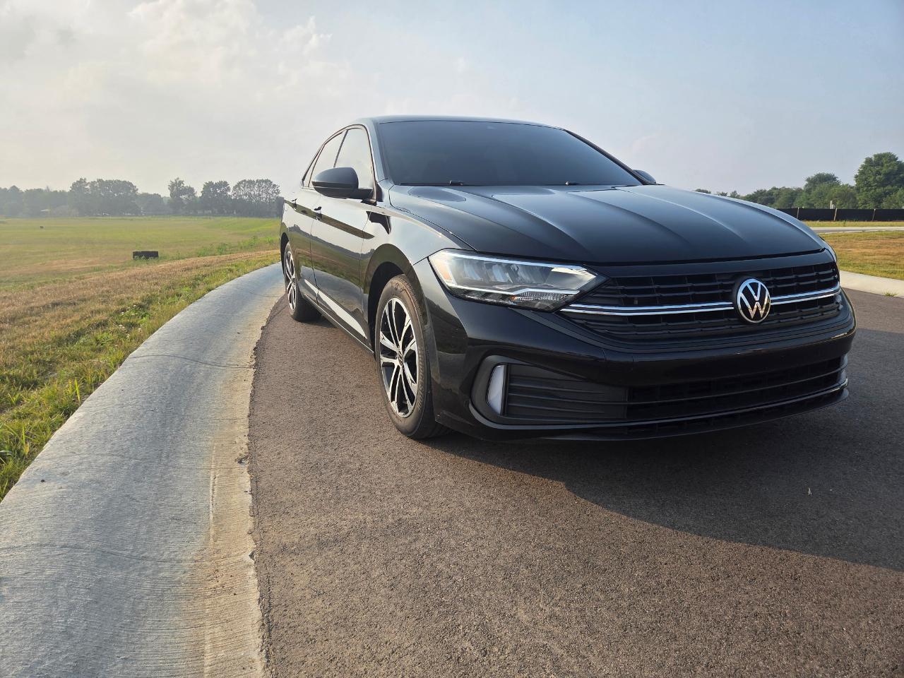 Volkswagen Jetta Sport 2023