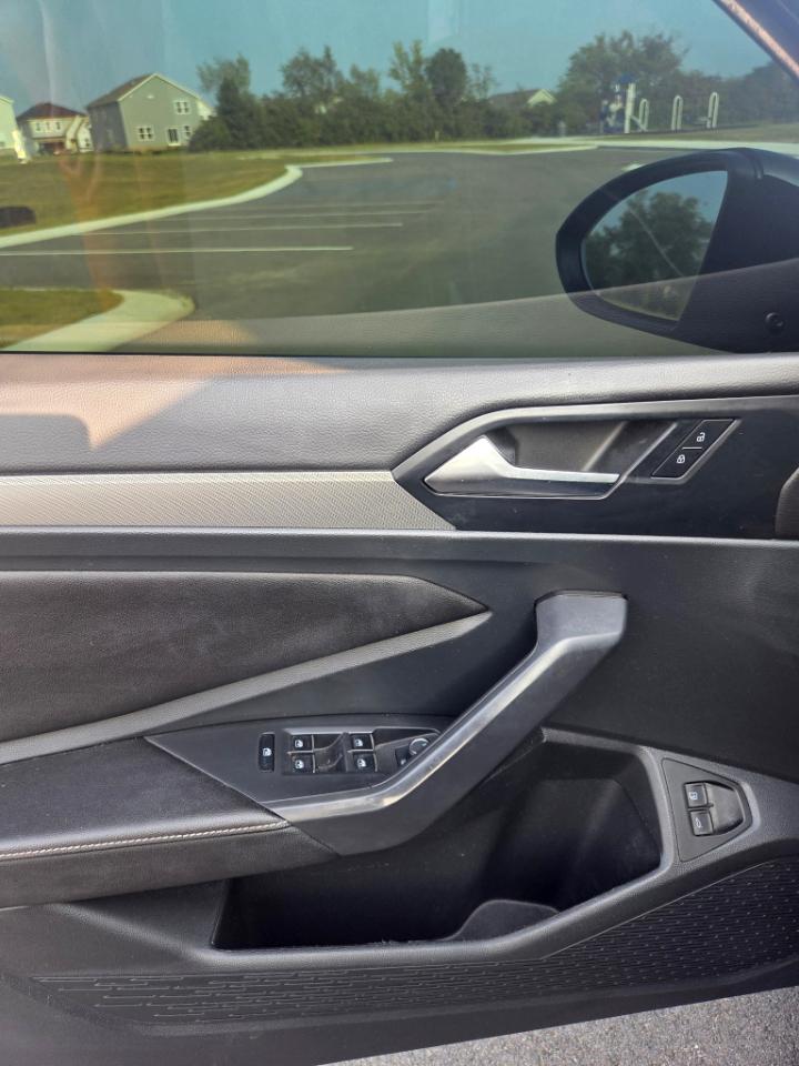 Volkswagen Jetta Sport 2023