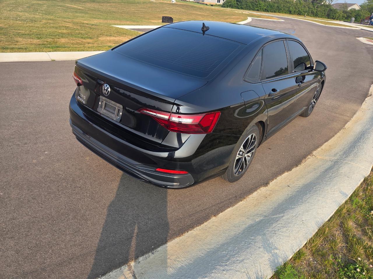 Volkswagen Jetta Sport 2023