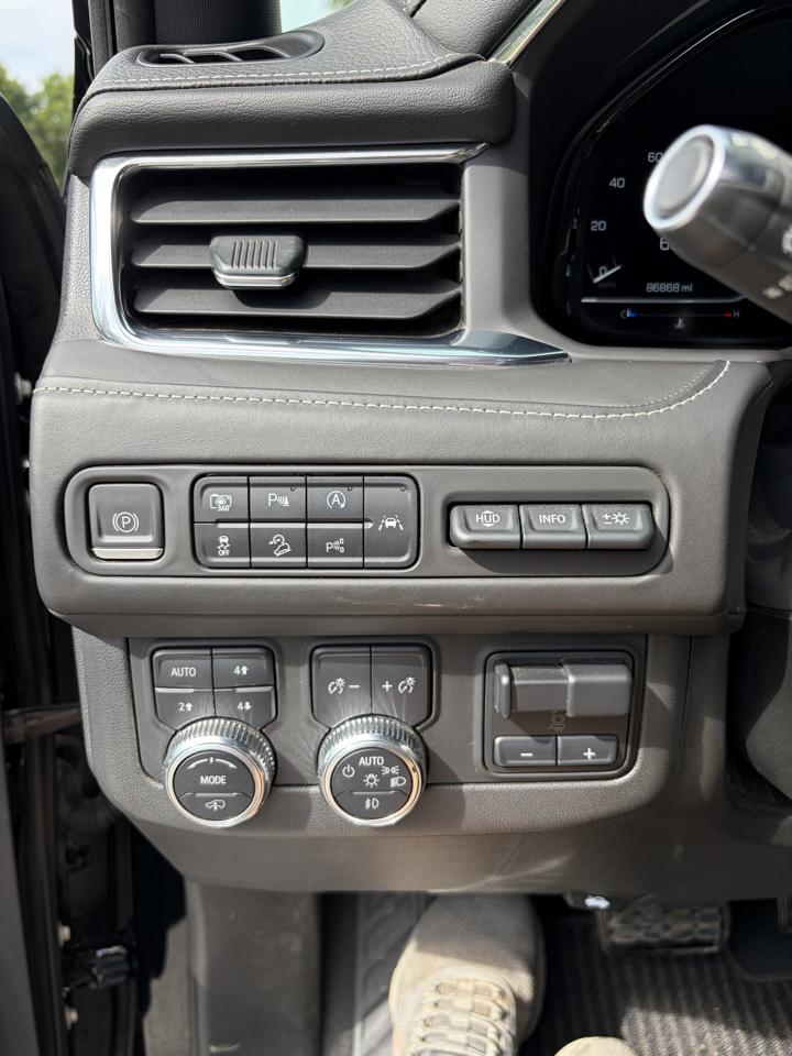 GMC Yukon XL  2023