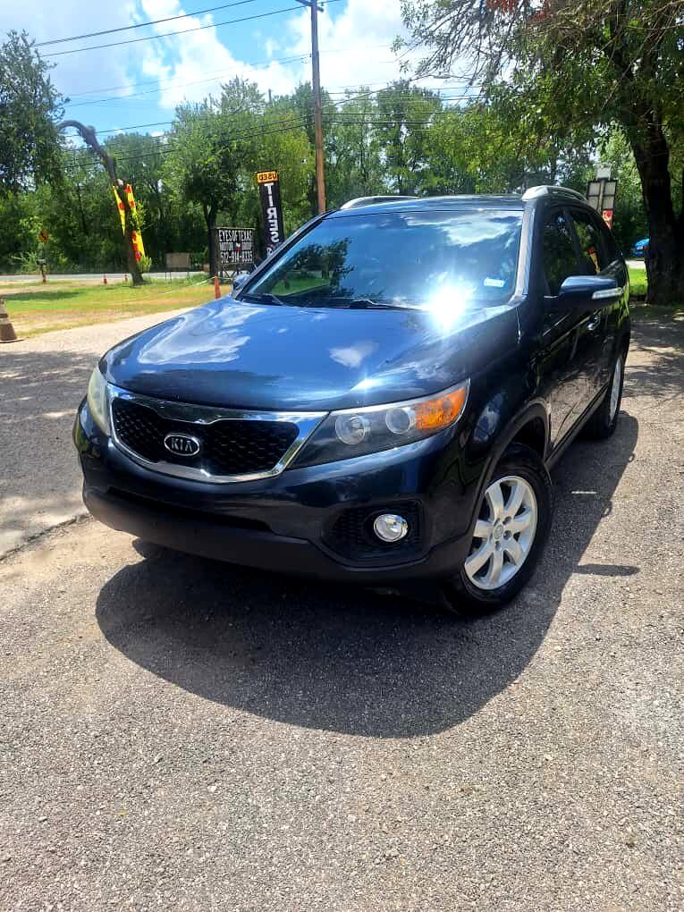 2012 Kia Sorento Base photo 2
