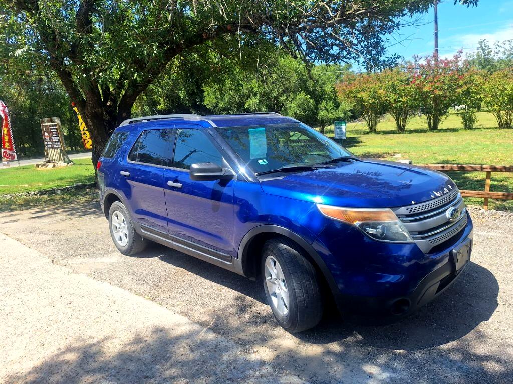 2013 Ford Explorer Base photo 2