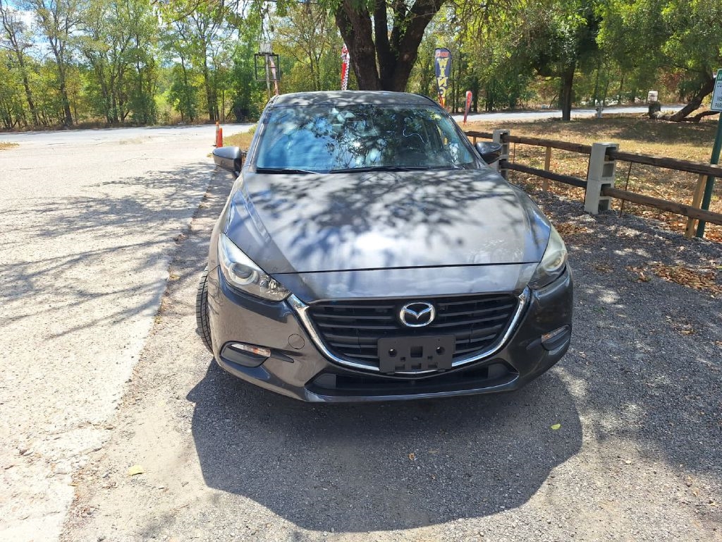 Mazda MAZDA3  2018