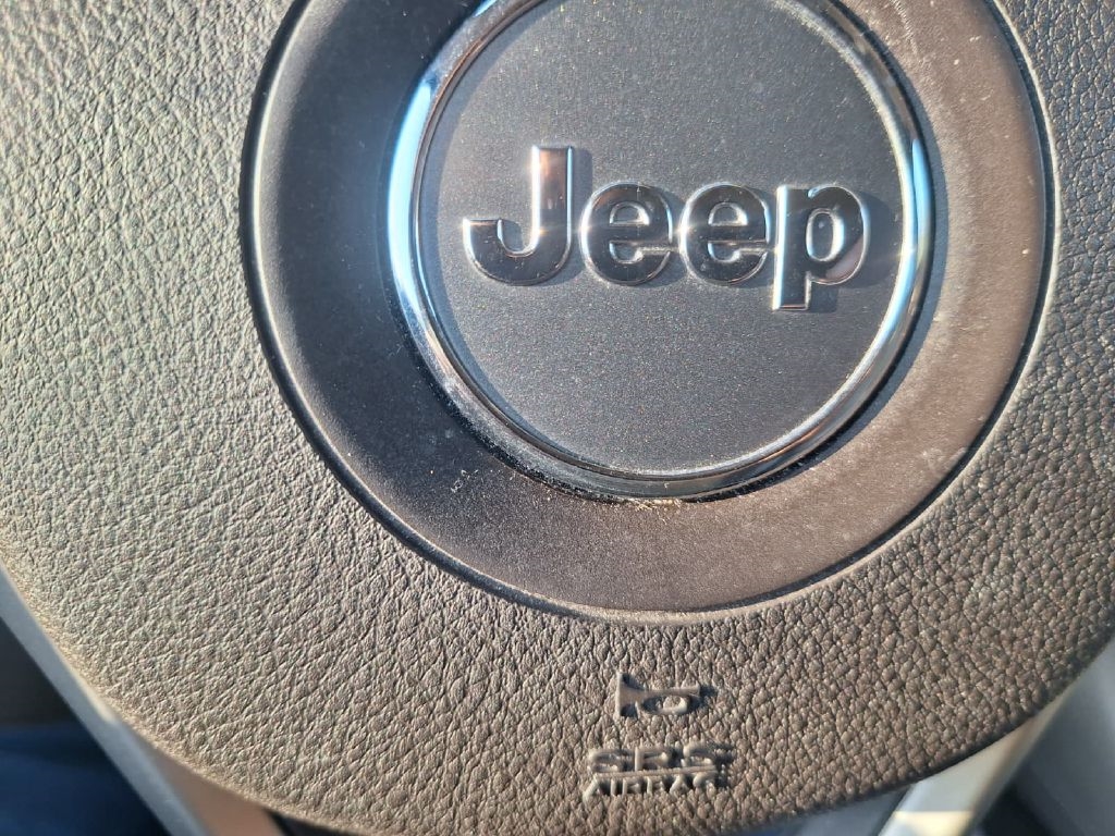 Jeep Grand Cherokee  2015