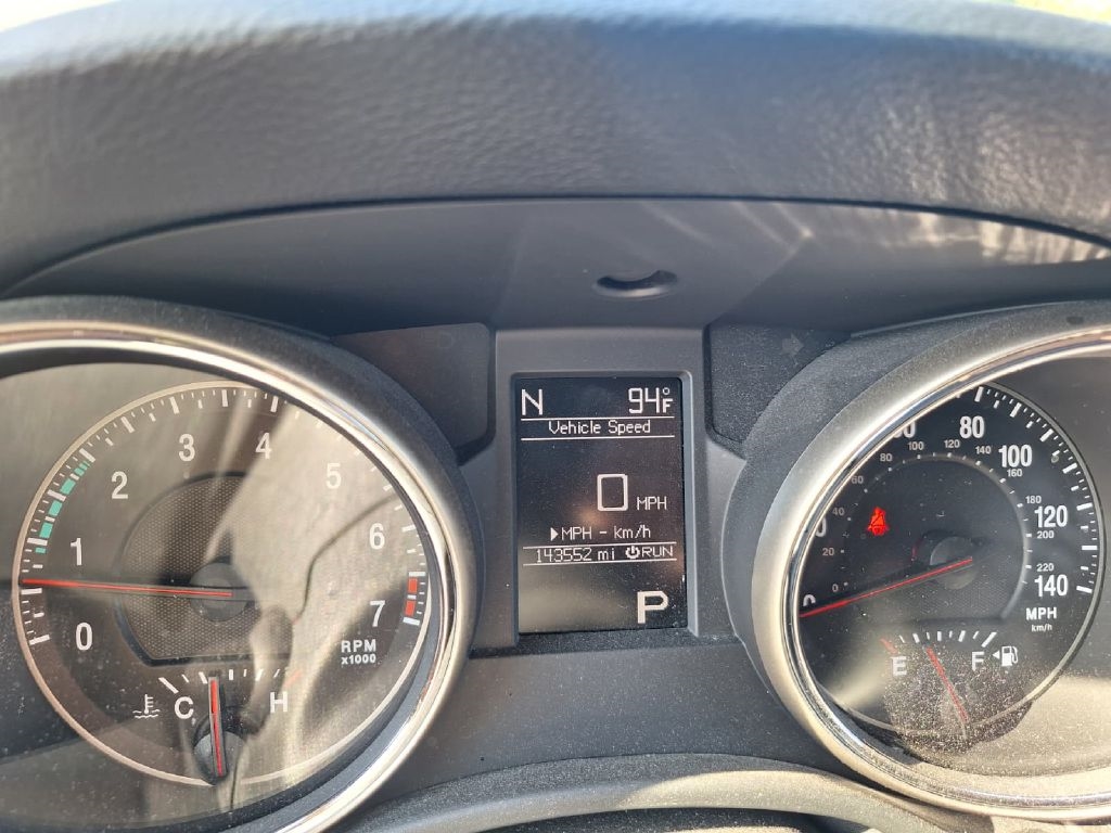 2013 Jeep Grand Cherokee Limited photo 2