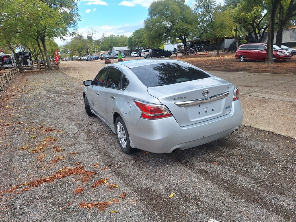 Nissan Altima  2014