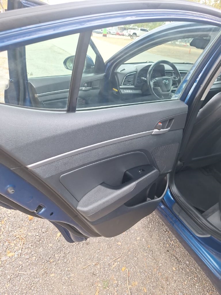 Hyundai Elantra  2017