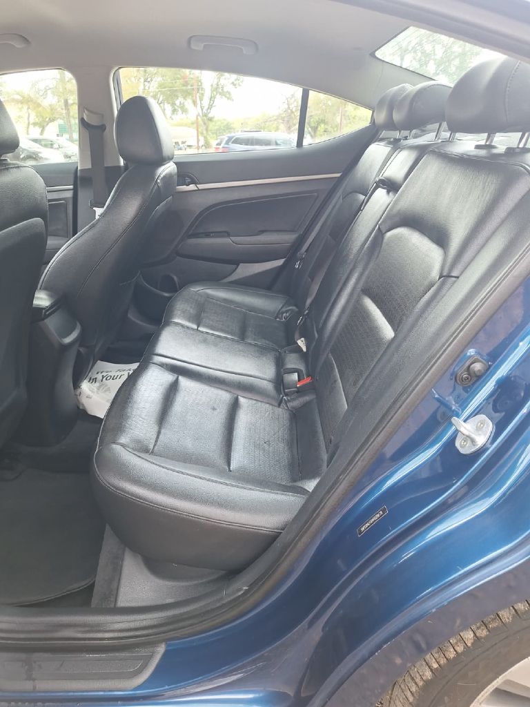 Hyundai Elantra  2017