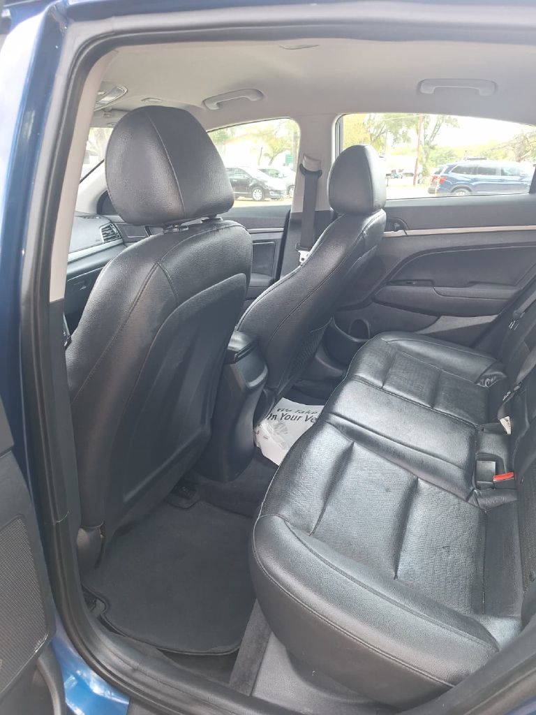 Hyundai Elantra  2017