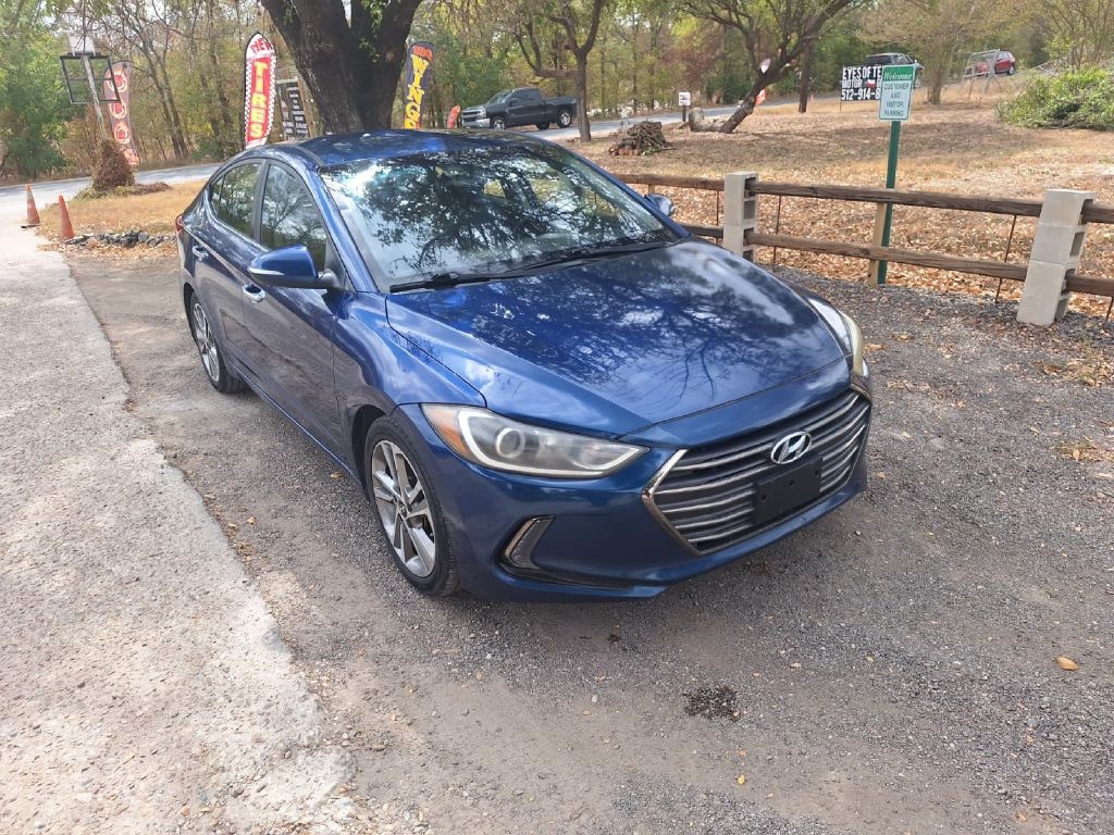 Hyundai Elantra  2017