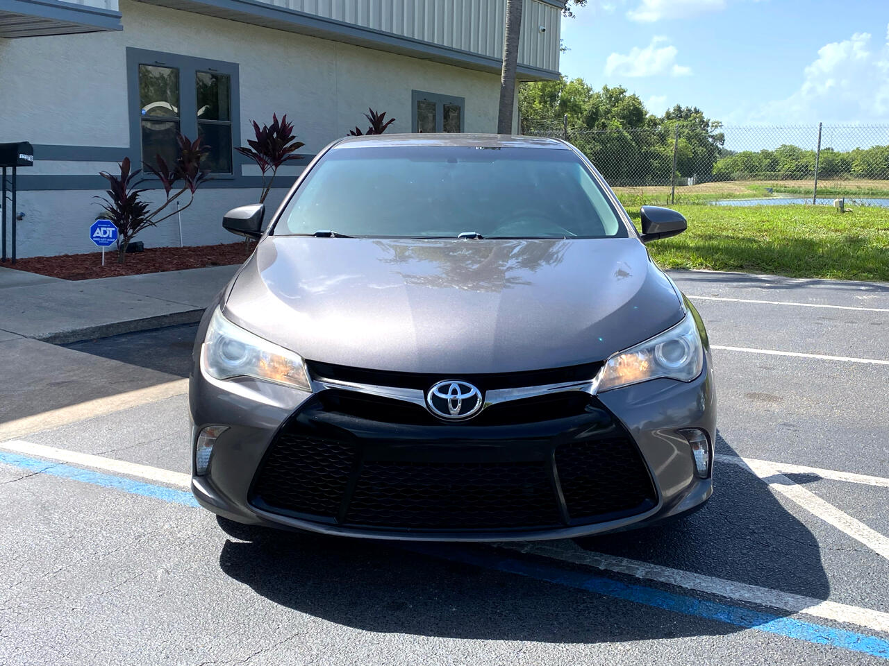 Toyota Camry SE 2017